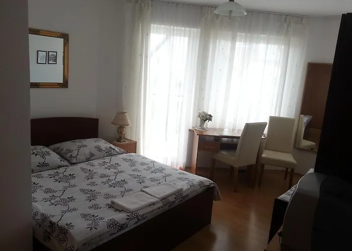 לינה וארוחת בוקר Osowianka גדנסק