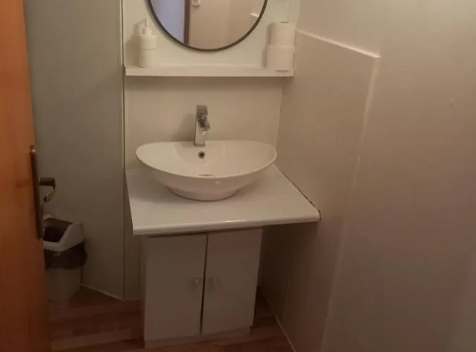 לינה וארוחת בוקר Osowianka 3*